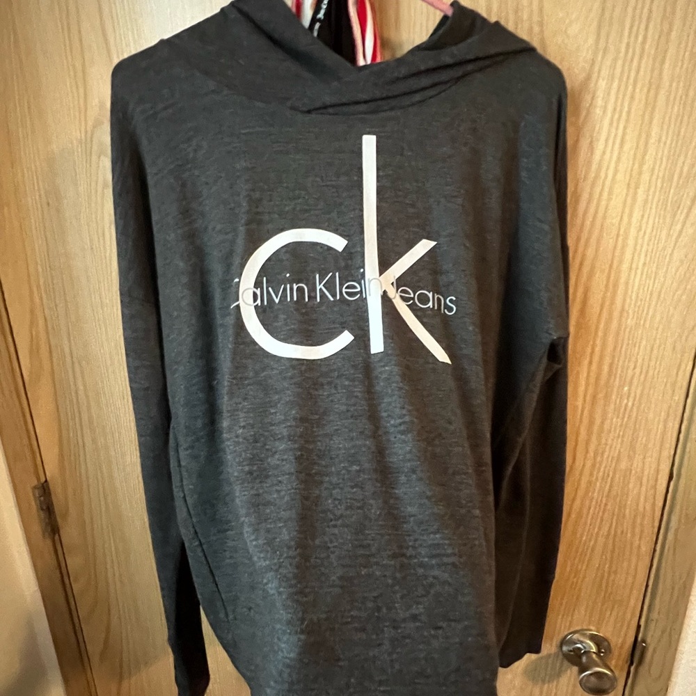 Calvin Klein high-lo top light weight hooded sweatshirt with thumb holes